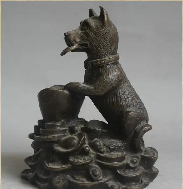 

Old Chinese Bronze Feng shui 12 Zodiac Year Dog Yuan bao Wealth Statue Sculpture