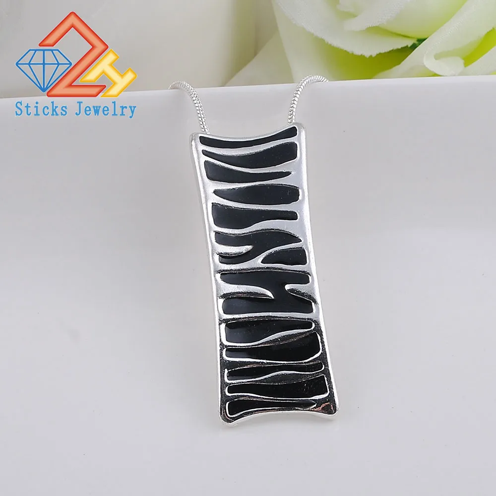 PENDANT-00060 (2)