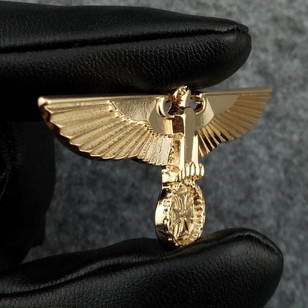 Medal Badge Germany World War II Golden German Eagle Military Brooches With Safety-Pin Army Souvenir