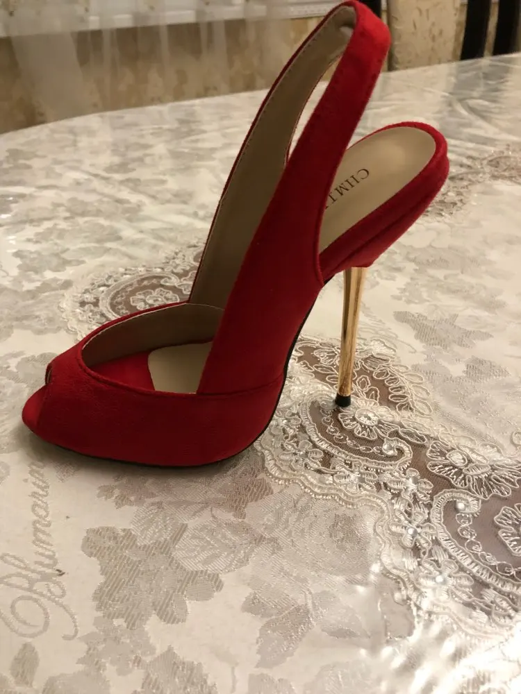 UTB8H_DinJnJXKJkSaiyq6AhwXXa7