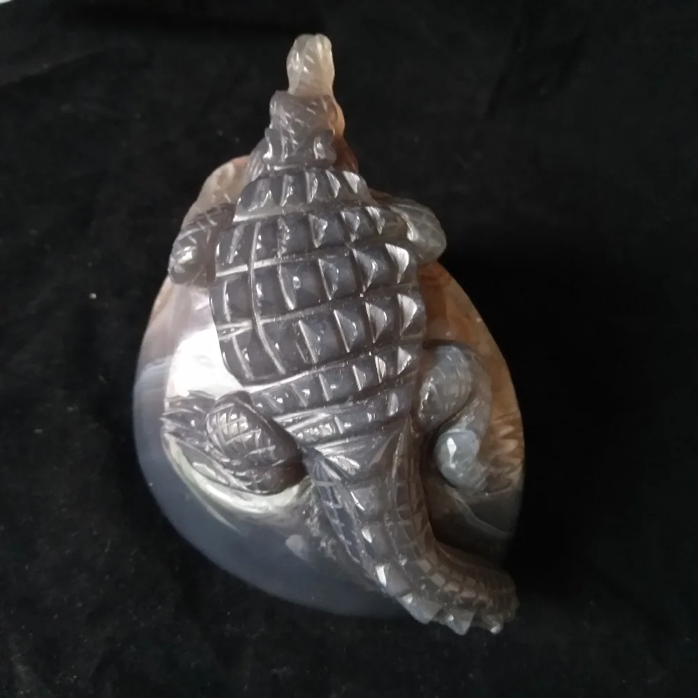 crocodile Sobek sculpture Natural Stone agate  geode Crystal clust hand engraving home decoration accessories Stone work Statue