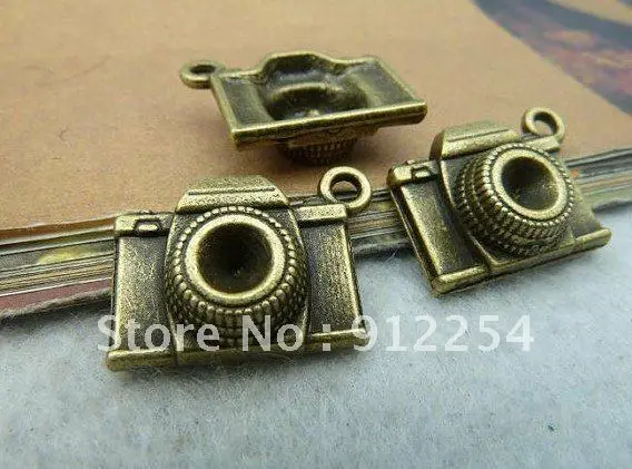 20pcs 8x15x20mm Antique Bronze Lovely 3D Camera Pendant c2552 |