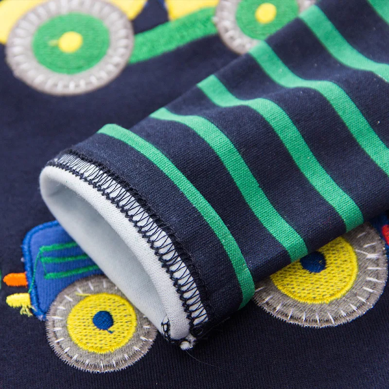 5089243078_187379869