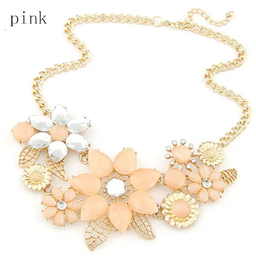 

2017 New Fashionable Bright Flower Necklace Charm Rhinestone Necklace And Pendant Gift Chain Choker Bib Statement Necklace