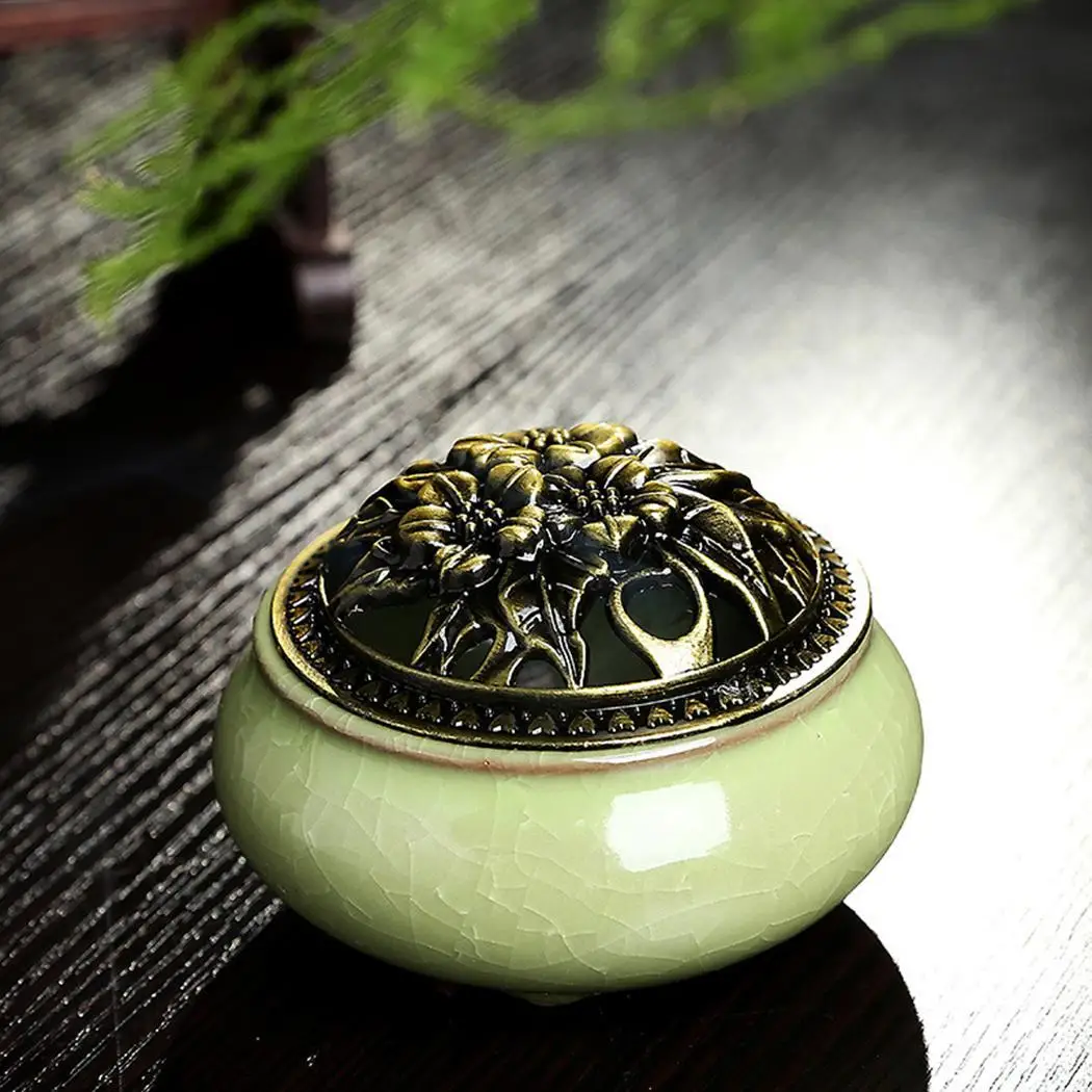 

Fambe Censer Holder Holder Hollow Lid Crack Burner 7 Style Engrave Out Incense Ceramic for Home, Living Room, Tea House, Temple