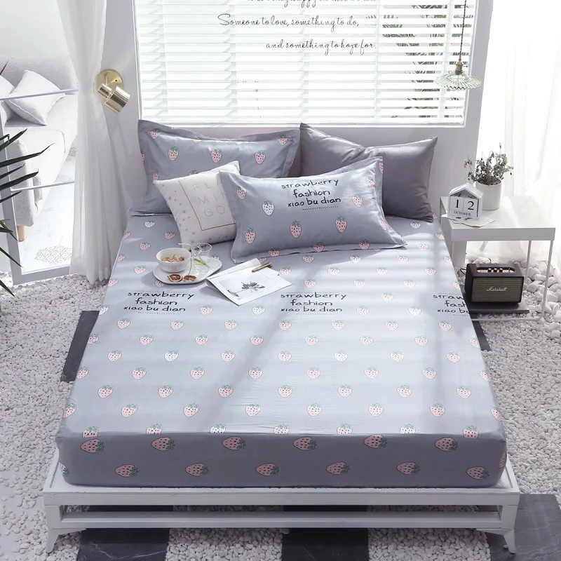 

Pink Strawberry Pattern 3Pcs 100% Cotton Printed Solid Fitted Sheet Mattress Cover Four Corners With Elastic Band Bed Sheet Soft