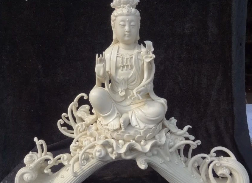 

15" Chinese Dehua White Porcelain Lianhua Lotus Kwan-yin Seaten Ruyi Statue
