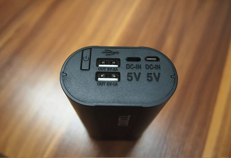 AMEEC TOMO D2 New Style 26650 Liion Li ion Battery Charger For Phone 26650 Baterry 2 Slots 5V Type C Micro USB Charger With Circuit (12)