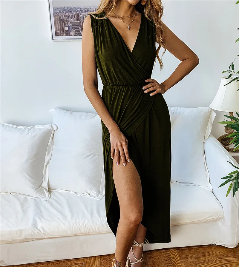 10299610902_691753800