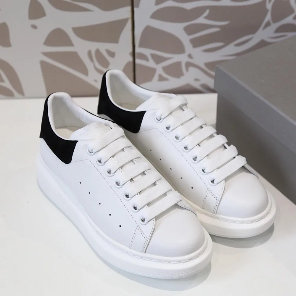 

2019 New Women's Shoes Wild Personality Shoes Designer Fashion Brand High Quality Women's Shoes Men's Shoes Size 35-45