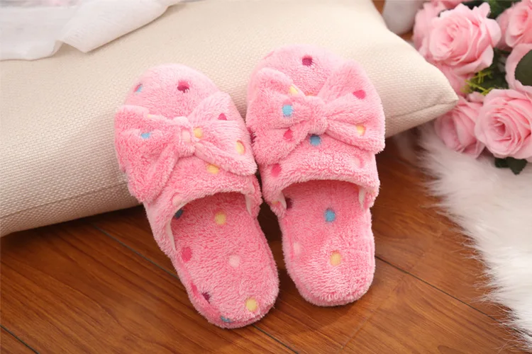 

New Fashion Children Shoes Fluffy Girls Home Slippers Indoor Plush Non-silp Cute Bowknot Slippers Women House Shoes Pantuflas