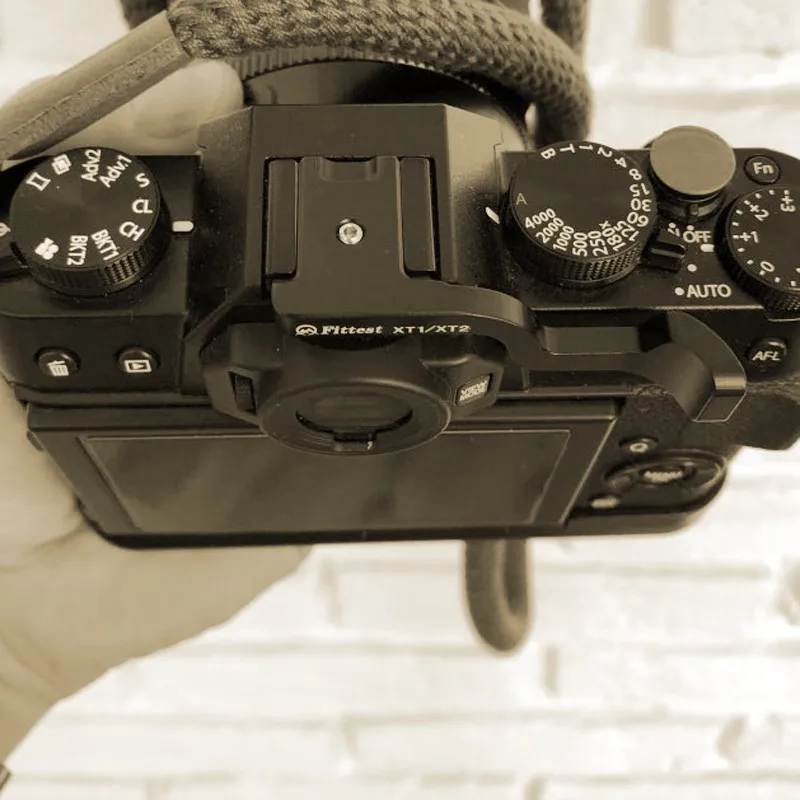 Приспособленных для большого пальца с накатанной головкой с кнопкой для большого пальца Grip Крышка для внешней вспышки типа "Горячий башмак для ЖК-дисплея с подсветкой Fujifilm XT1 XT2 XT3 FUJI X-T1 X-T2 XT-3 Камера