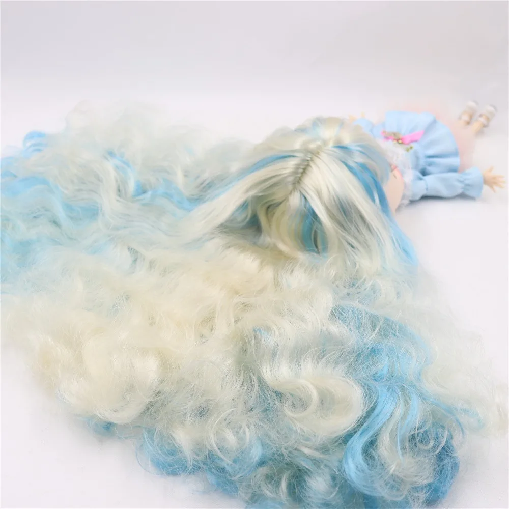 Josie – Premium Custom Neo Blythe Doll with Multi-Color Hair, White Skin & Matte Pouty Face 3