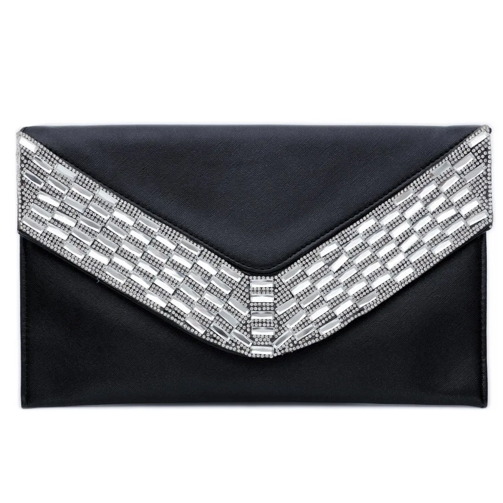 black clutch (1)