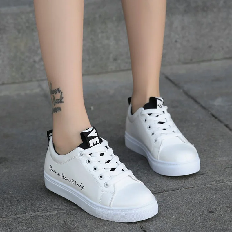 

Women Vulcanize Shoes Women Flat Canvas Shoes 2018 New autumn White Student Board Shoes Ladies Casual Shoes Female Sneakers