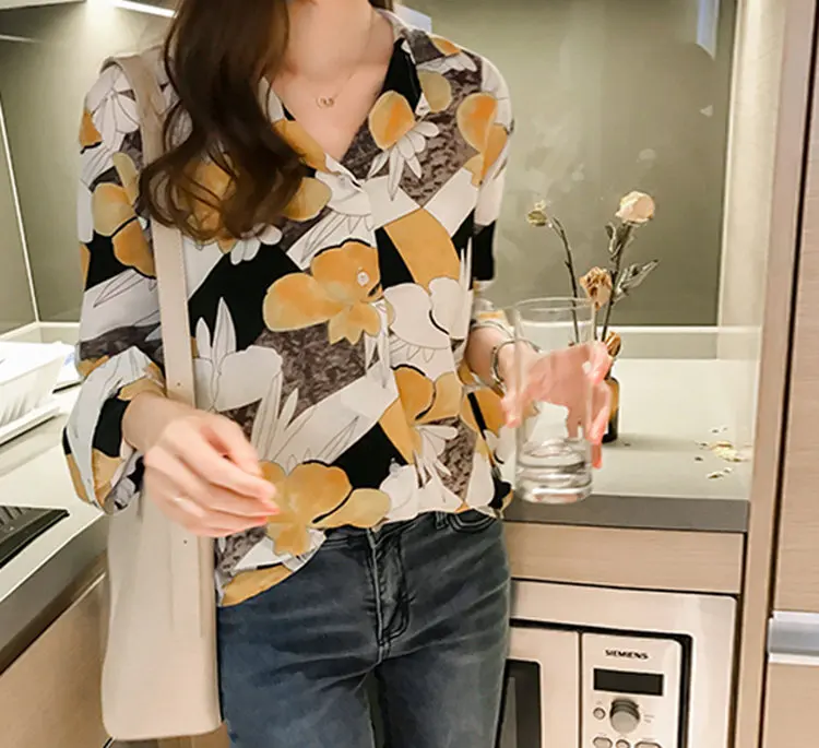 2019 Vintage Print Shirt Femme Plus Size Tops Autumn Women Blouses V-neck Long Sleeve Chiffon Blusas Mujer Chic Chemise Femme (9)