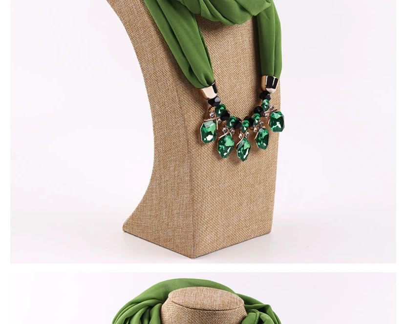 scarf_16