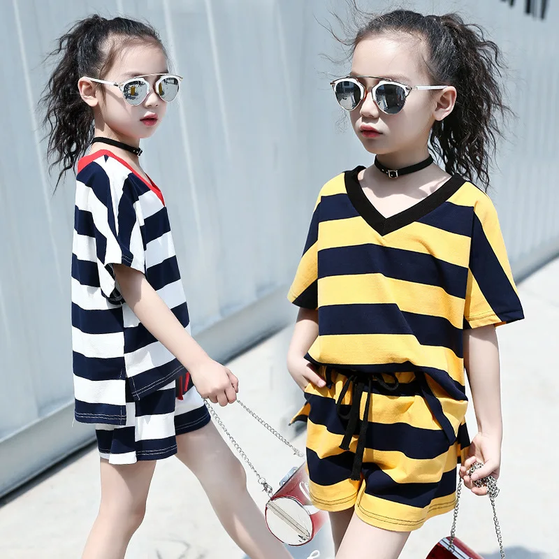

Summer Chaofan Leisure Horizontal Peachtip Short Sleeved Short Skirt Set in the Big Boy Han Edition Personality Two-piece Set