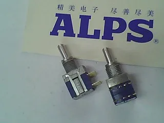 

2PCS/LOT ALPS Alps rotating band switch 4 gear circular shaft 15MM