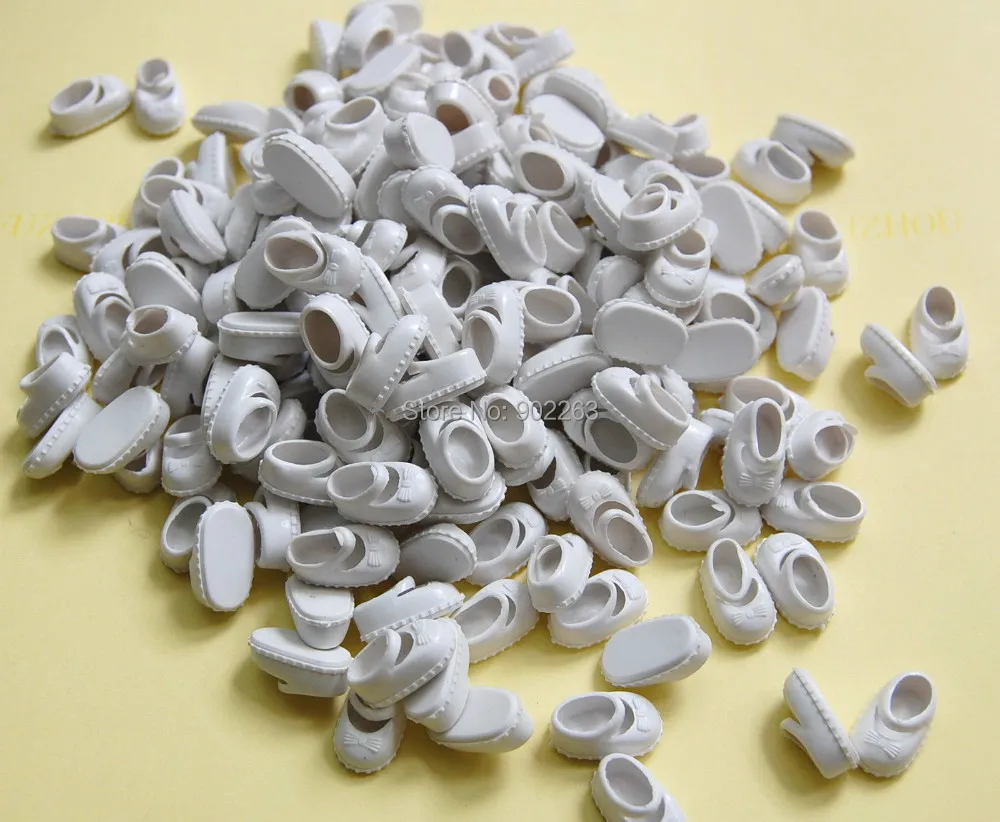 100 Pairs shoes For Kelly Dolls N6 (17mm long X 10 mm wide,Fit small