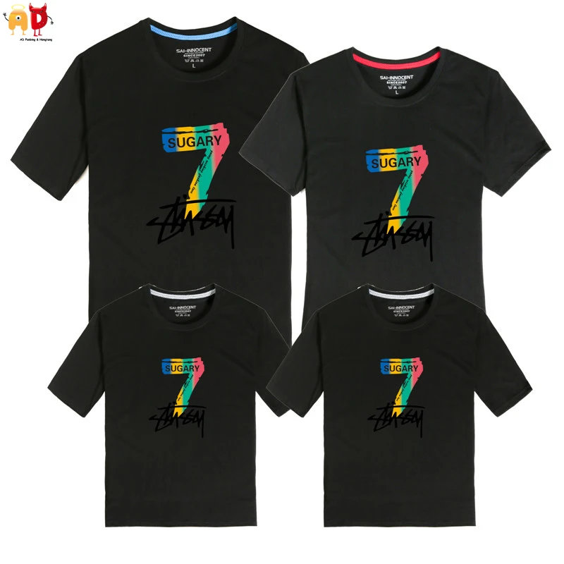 

AD 1PCS Sugary Rainbow Color Seven Family Matching T-shirts Summer Father Mother Son Daughter Clothing Couple CLothes