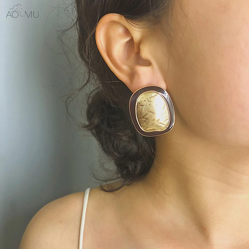 

AOMU Punk Europe and America Metal Hit Colorz Geometric Irregular Stud Earrings for Women Girl Party Birthday Gift Jewelry Acces