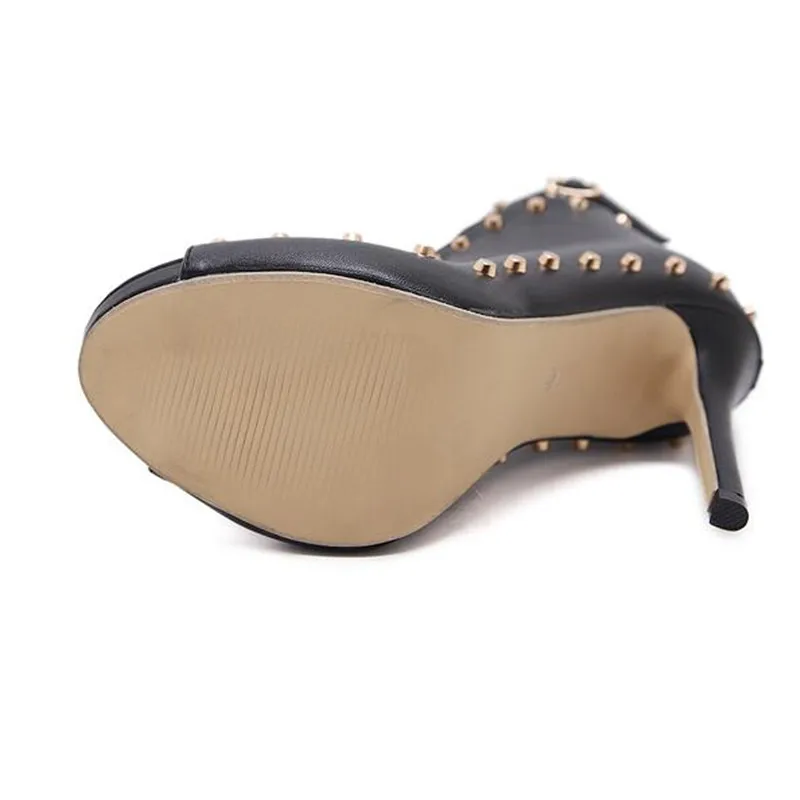 Новые популярные уличные туфли с заклепками в европейском стиле пикантные женские туфли-лодочки на высоком каблуке 12 см в римском стиле с открытым носком и ремешком на щиколотке