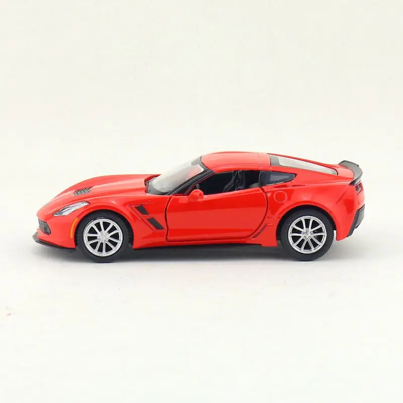 136 Chevrolet Corvette C7 (9)