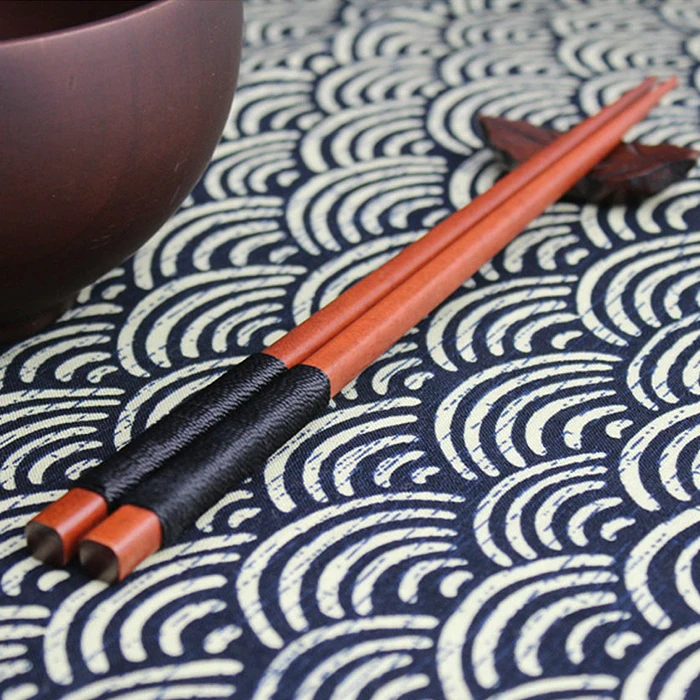 Черный элегантный 1 пара японского натурального железного дерева CHOPSTICKS набор подарочный пакет посуда прочный Theaceae