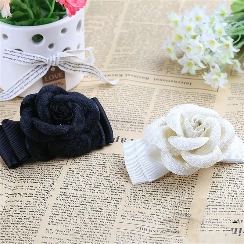 

Women's Elegant Fabric Flower Ribbon Bow Brooches High Quality Handmade Brooches Chic European Style Clothing Accessories