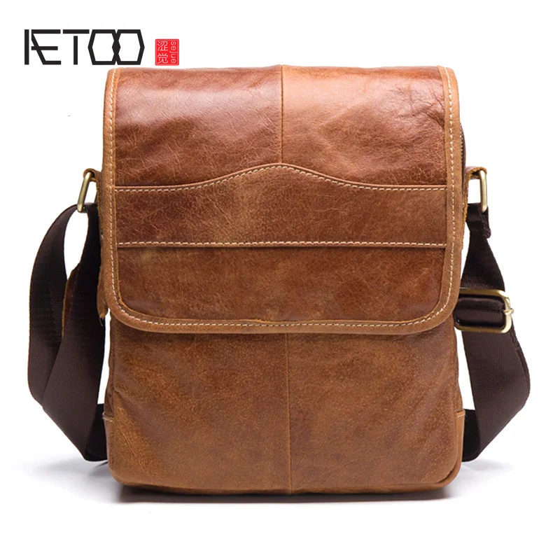 

AETOO The new men 's bag shoulder bag hot - selling retro leisure first layer of leather Messenger bag