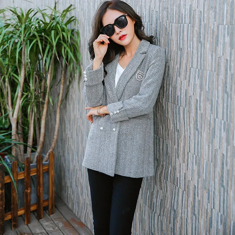

Women fashion woolen short Blazers notched grey