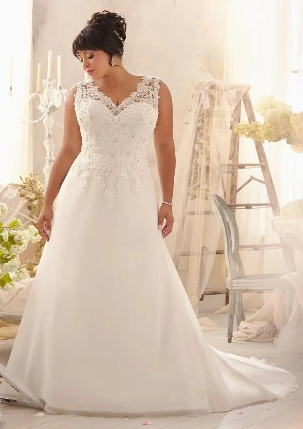 

Sexy v-neck 2018 lace Appliques Vestido De Noiva Plus Size Store Robe De Mariage a-line beading mother of the bride dresses