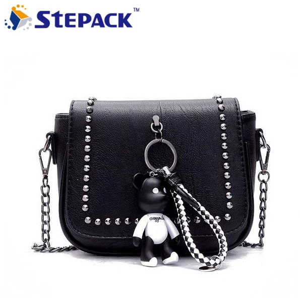 

2017 New Arrival Fashion Woman Handbag Messenger Bag Female Korean Version Rivets Wild Summer bag