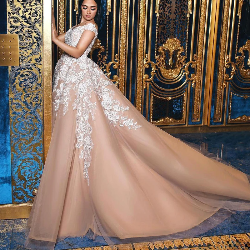 2018-gorgeous-champagne-ball-gown-evening-dresses-with-white-lace-appliqued-arabic-women-formal-prom-party-gowns-ba9294