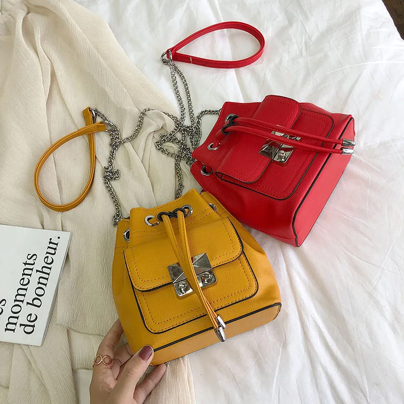 

Casual fashion bucket 2019 handbag chain new Korean version of the shoulder oblique polyester