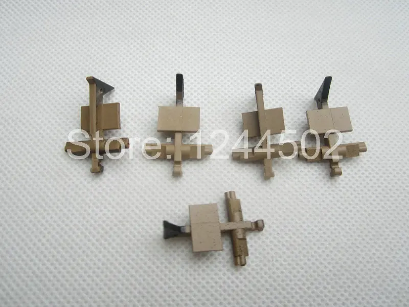 

Compatible new upper picker finger for Ricoh AF2015 AF2018 MP1600 MP1800 MP 2000 MP2500 AE04-4062 50 pcs per lot
