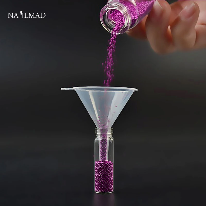 

2Pcs/set Super Mini Transparent Funnel For Nail Art Polish Liquid Plastic Funnel Nail Art Tool