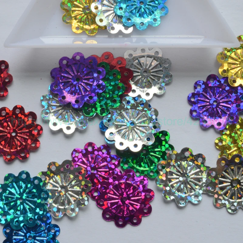 

25g 17mm Christmas Party leaf Flower Shaped PVC Loose Sequins For Crafts Paillettes Sewing Decoration Garment Kid DIY Accessory