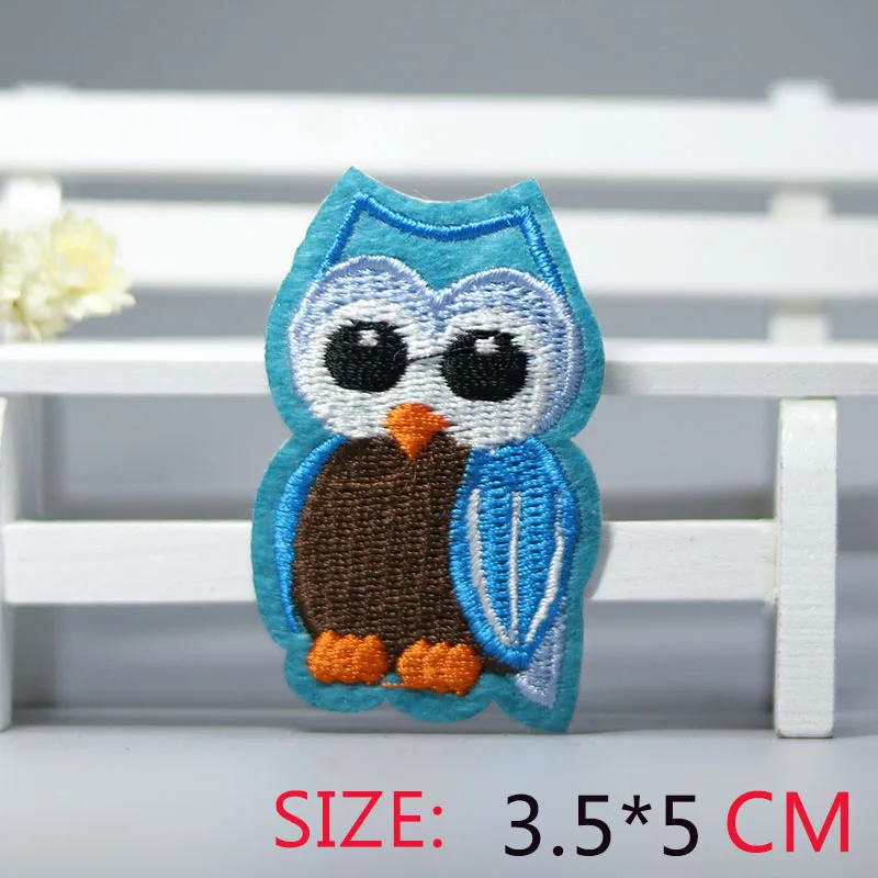 

2017 1PC colorful blue bird Iron On Embroidered Patch For Cloth Cartoon Badge Garment Appliques Accessory