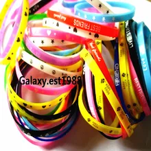 100 шт силиконовый браслет на запястье, разноцветные резиновые ленты для мальчиков и девочек, унисекс, спортивный браслет, смешанный дизайн