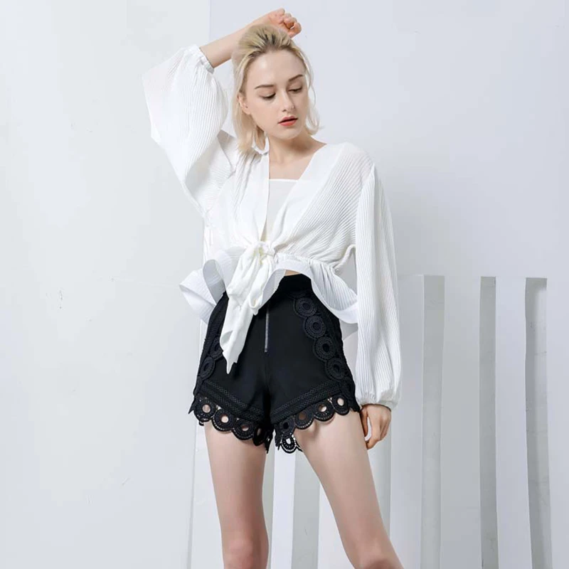 TWOTWINSTYLE белая шифоновая рубашка для женщин с рюшами на шнуровке пышным длинным
