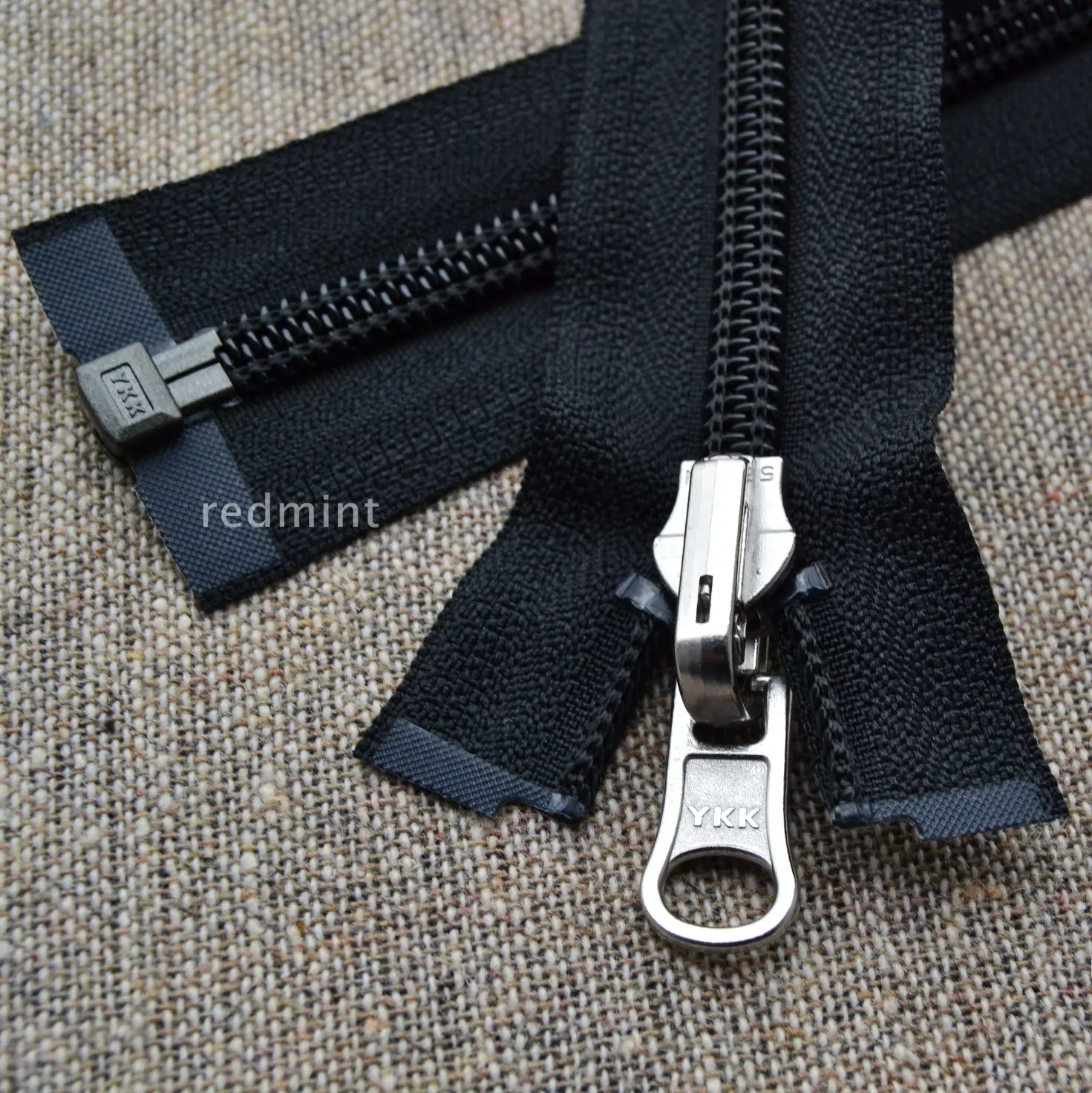 

5 nylon double-sided open-end black belt DU head YKK zipper to wear both sides of the garment
