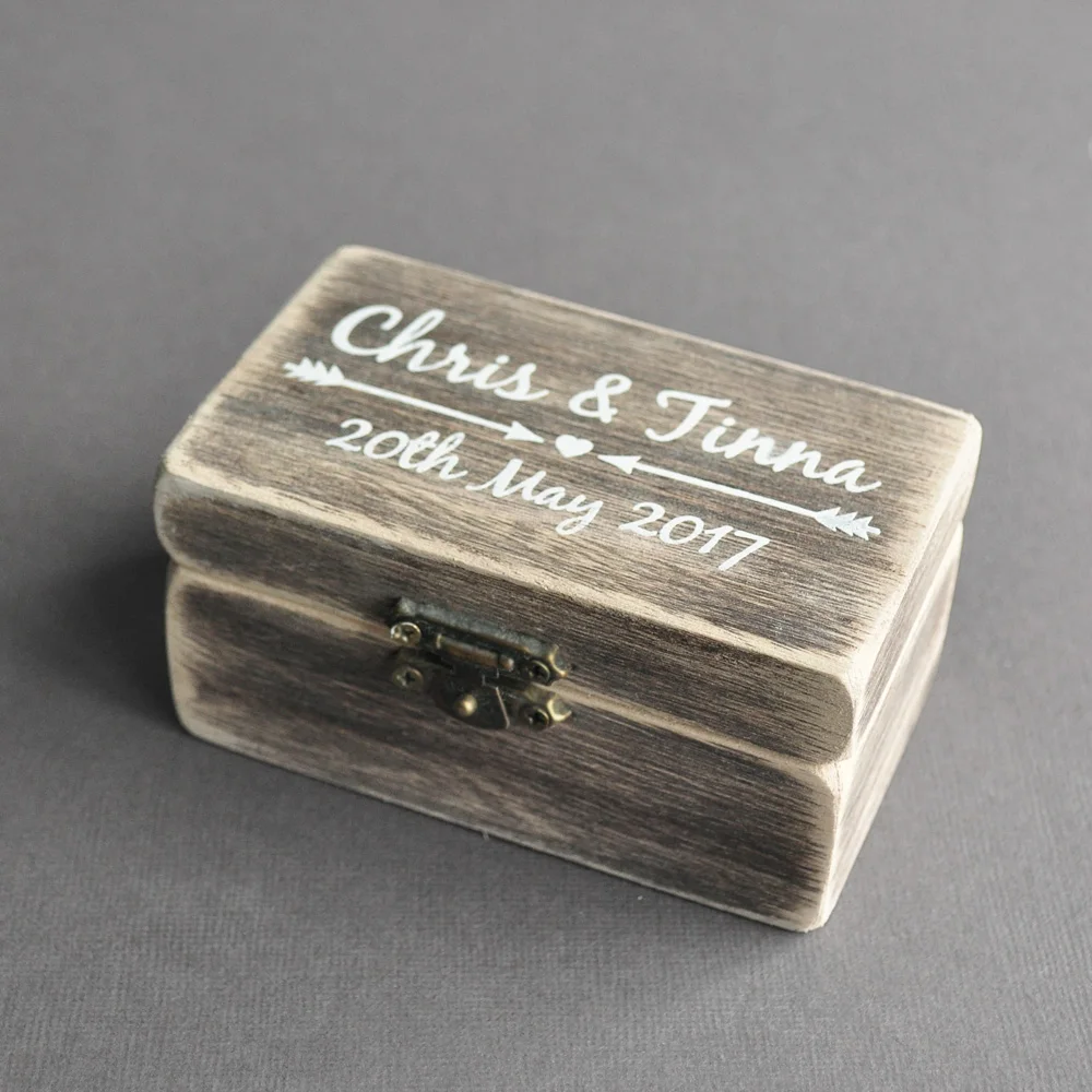 

Custom Wedding Ring Box,Engrave Name & Date Wedding Ring Bearer Box,Ring box for Anniversay Gift,Wedding Gfit Engagement Gift
