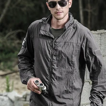 Тактическая легкая водонепроницаемая куртка мужская летняя дышащая тонкая с капюшоном плащ Военная портативная ветровка армейская кожаная куртка