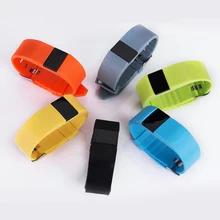 1pc well-known model Coronary heart Price new Sensible Bracelet watch Wristband Tracker Bluetooth four.zero sports activities clocks silicone strap reward H4