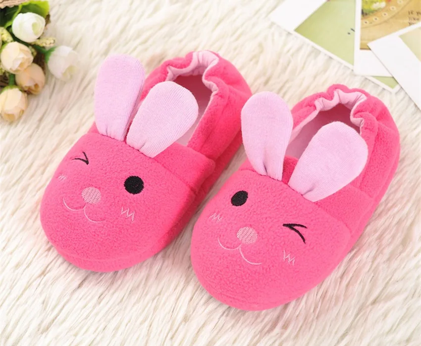 Детские тапочки для девочек Футболка с милым кроликом узор домашние тапочки детские для девочек домашняя обувь детская Спальня тапочки с плоской подошвой