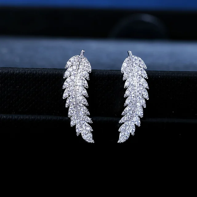 European 2019 New Crystal From Swarovski Earrings For Women European 2019 New Crystal From Swarovski Earrings For Women Fashion Swan Wedding Jewelry Gift