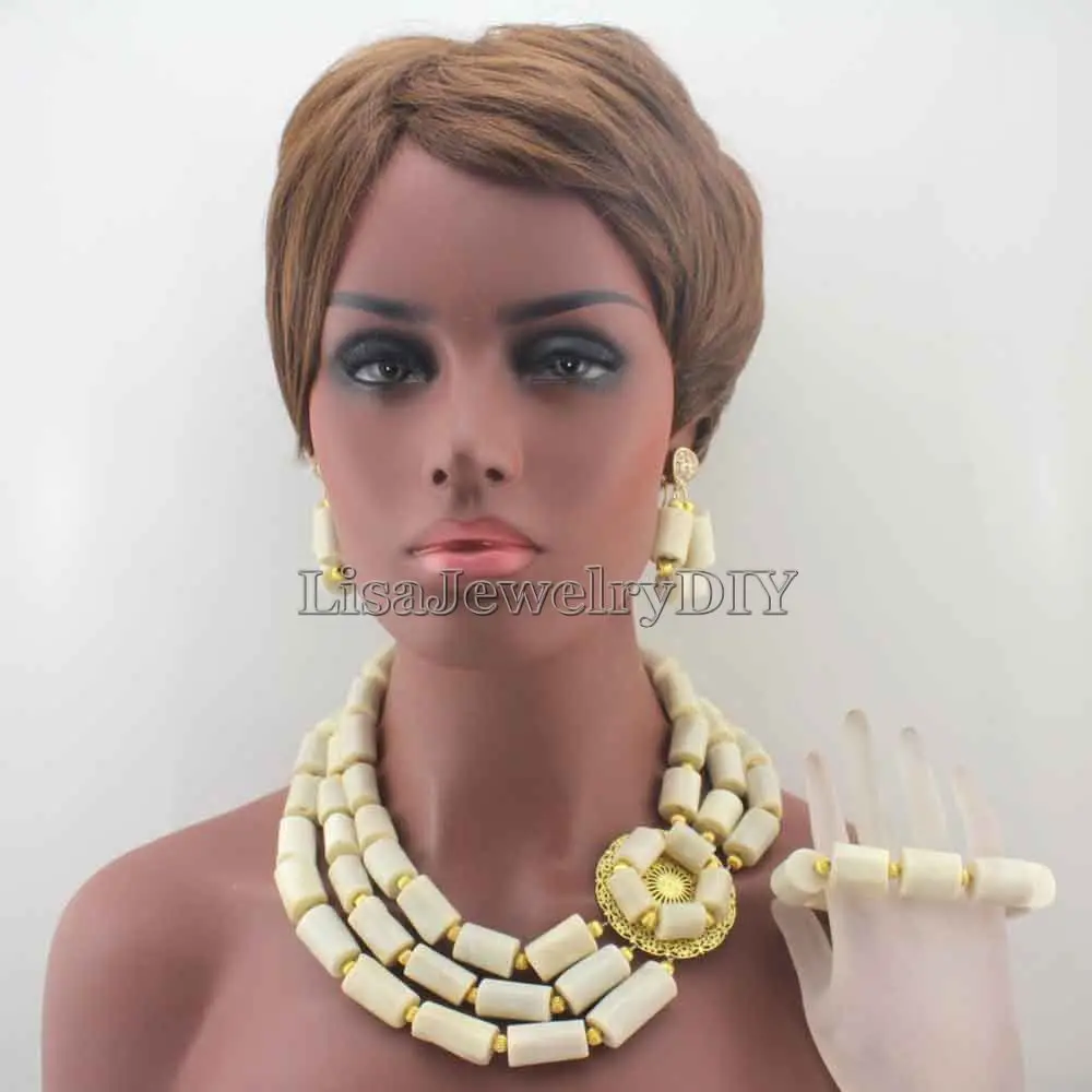 

Marvelous White African Coral Beads Jewelry Set Nigerian Wedding African Beads Necklace Set 2019 New Free Shipping HD7880