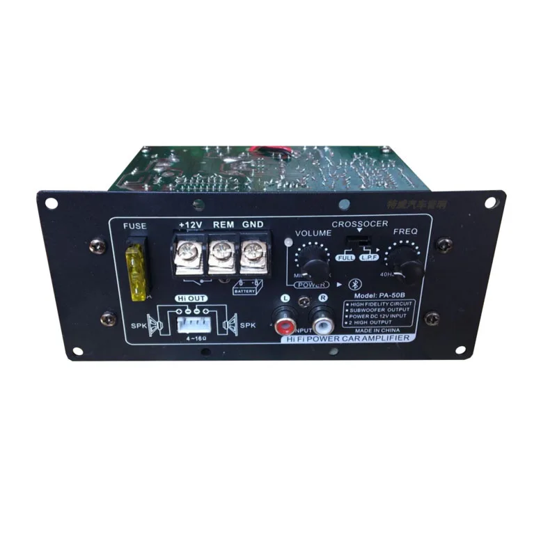 Car amplifier in stereo amplifiers